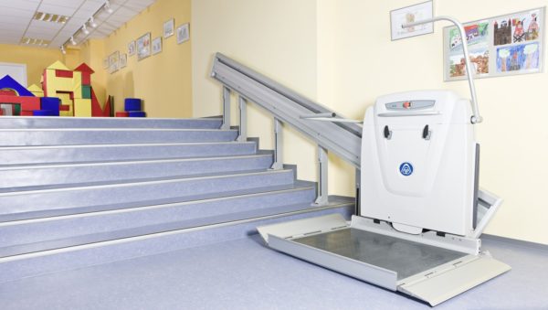 Great Inclined Wheelchair Platform Lift | Fits Easily For Staircase at Indoor