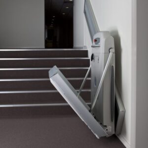 Straight inclined platform lifts