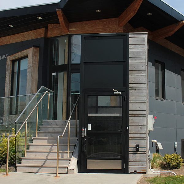 Best Versatile Vertical Platform Lift in Dubai | Suitable For Homes Best Versatile Vertical Platform Lift in Dubai | Suitable For Homes