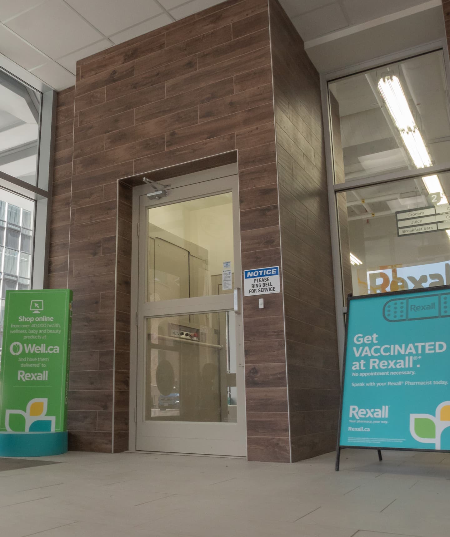 Best Versatile Vertical Platform Lift in Dubai | Suitable For Homes Best Versatile Vertical Platform Lift in Dubai | Suitable For Homes